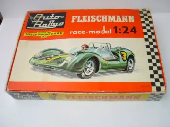 Lotus Ford 40 1:24 im Originalkarton