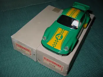 Fleischmann Porsche 911 Turbo grün Ersatzkarosserie