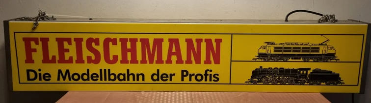 Fleischmann-Hängekasten Die Modellbahn der Profis, ausgeschaltet