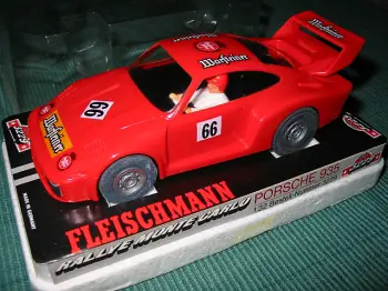 Fleischmann Porsche 935 Warsteiner weisses Lenkrad